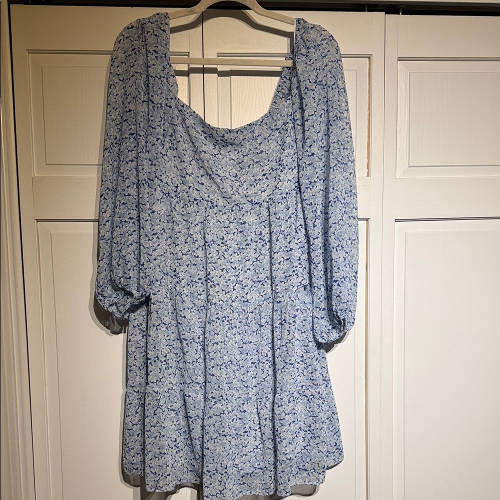Chelsea28 Light Blue Floral Midi Dress